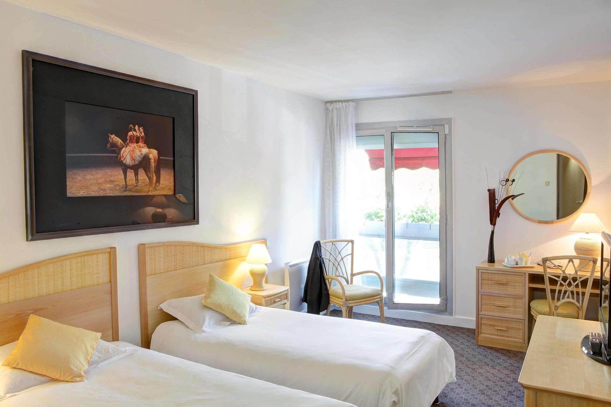 Hotel Western Du Parc Chantilly